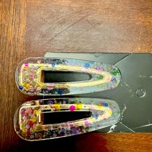 Set of Two Resin Hair clips